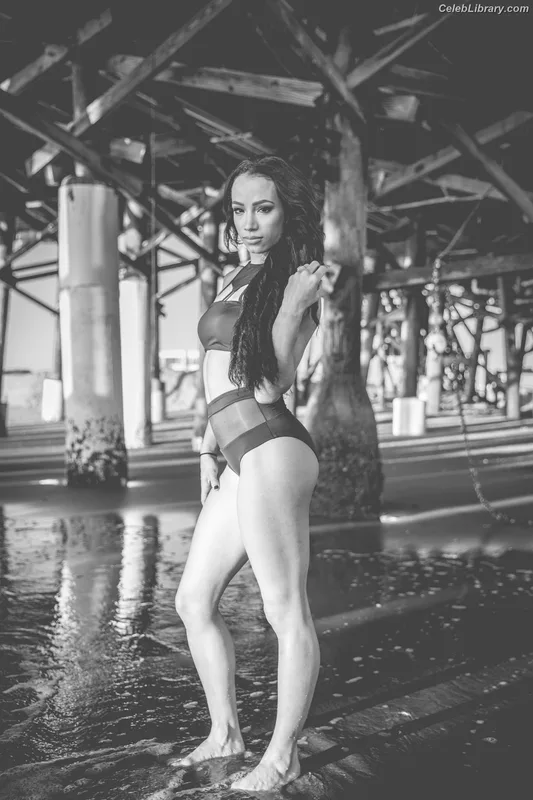Sasha Banks photo 24 of 776