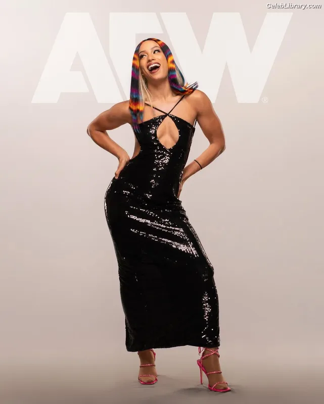 Sasha Banks photo 7 of 776