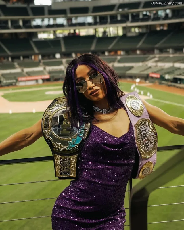 Sasha Banks photo 11 of 776
