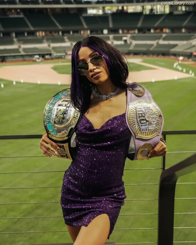 Sasha Banks photo 12 of 776