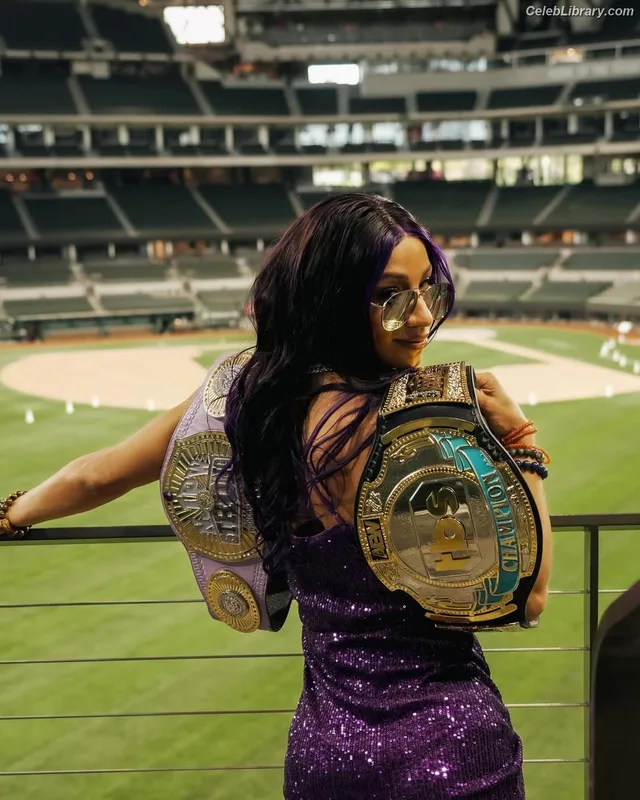 Sasha Banks photo 17 of 776