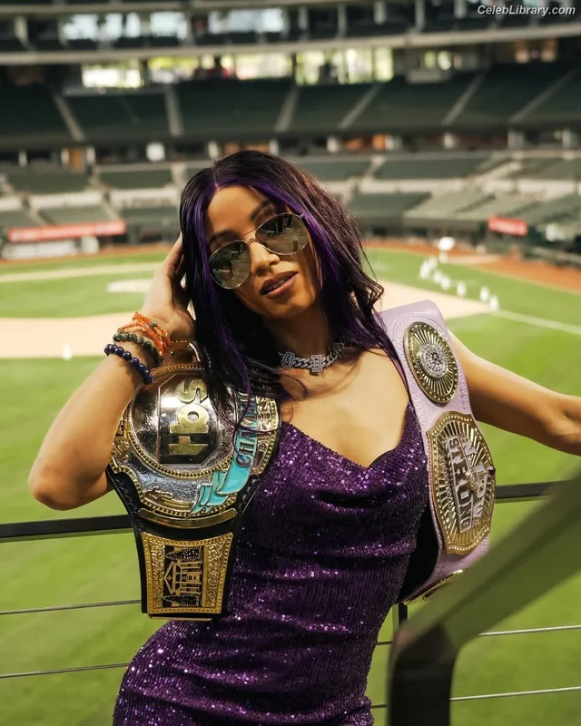 Sasha Banks photo 19 of 776