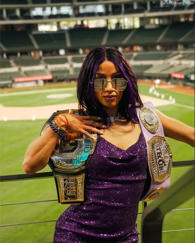 Sasha Banks photo 21 of 776
