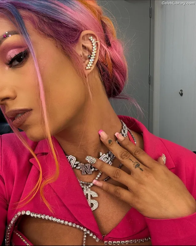 Sasha Banks photo 24 of 776