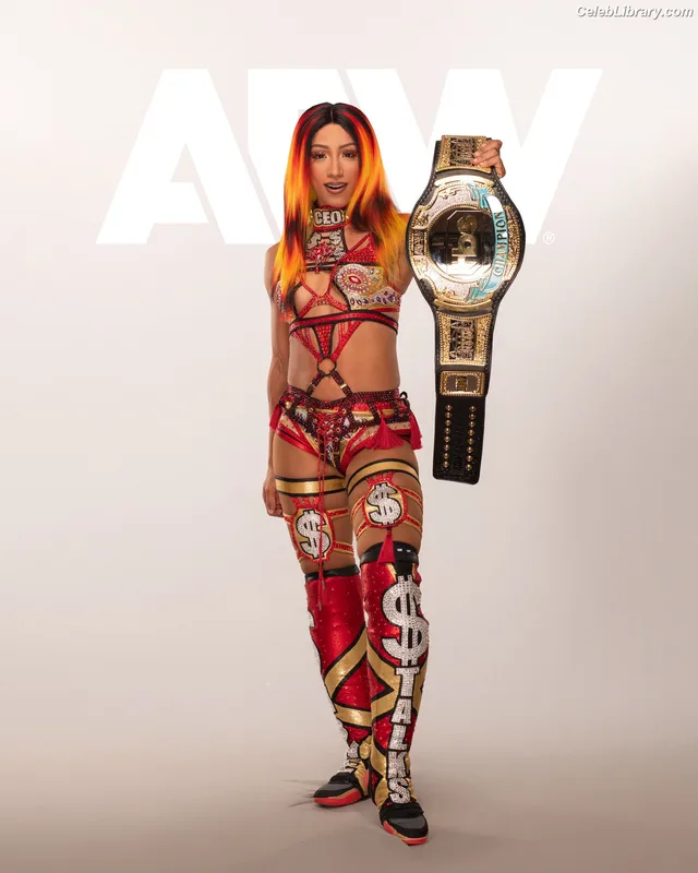 Sasha Banks photo 21 of 776