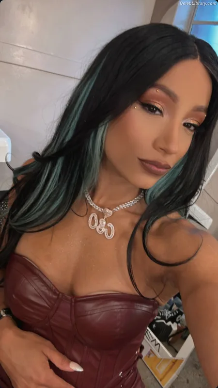 Sasha Banks photo 23 of 776