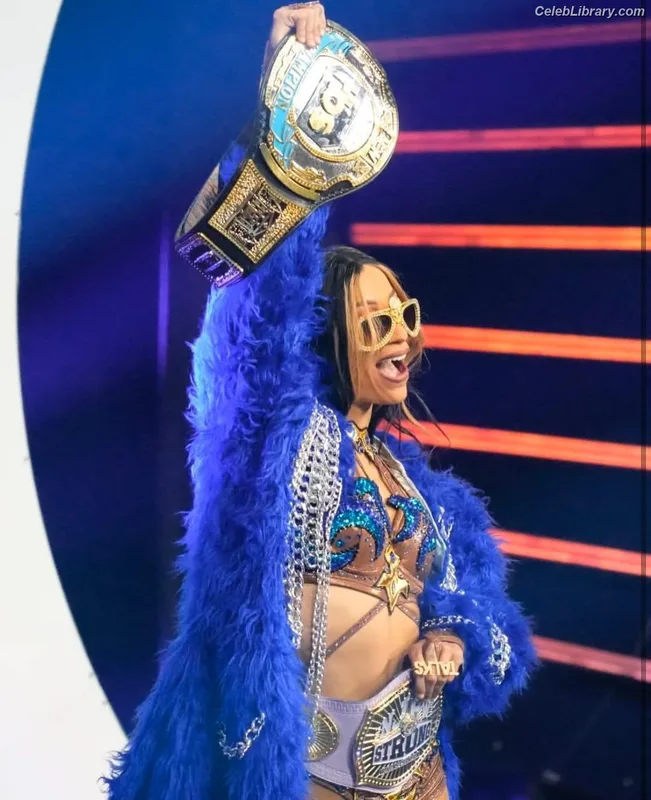 Sasha Banks photo 7 of 776