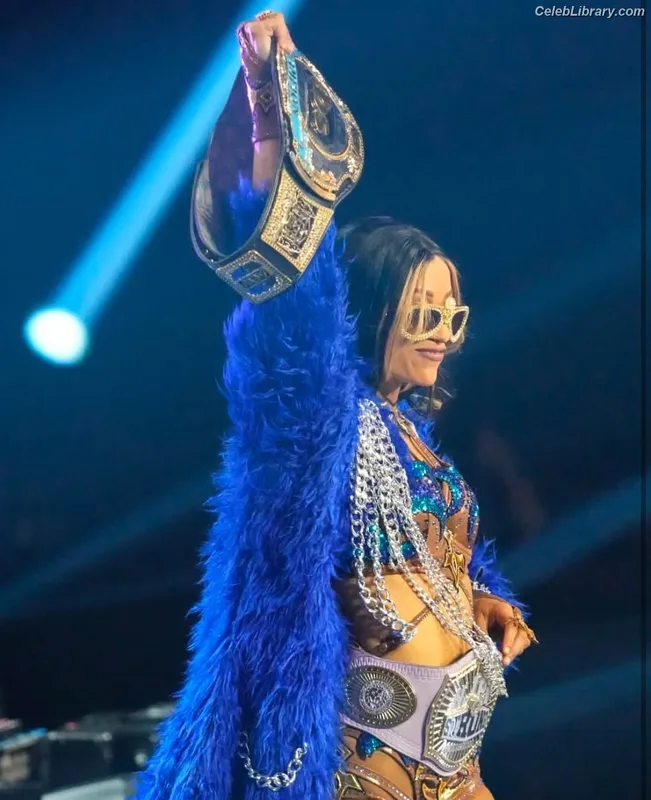 Sasha Banks photo 9 of 776