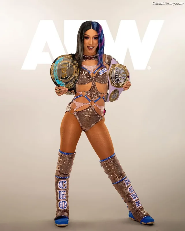 Sasha Banks photo 19 of 776