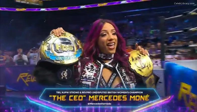 Sasha Banks photo 15 of 776