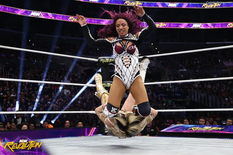 Sasha Banks photo 22 of 776