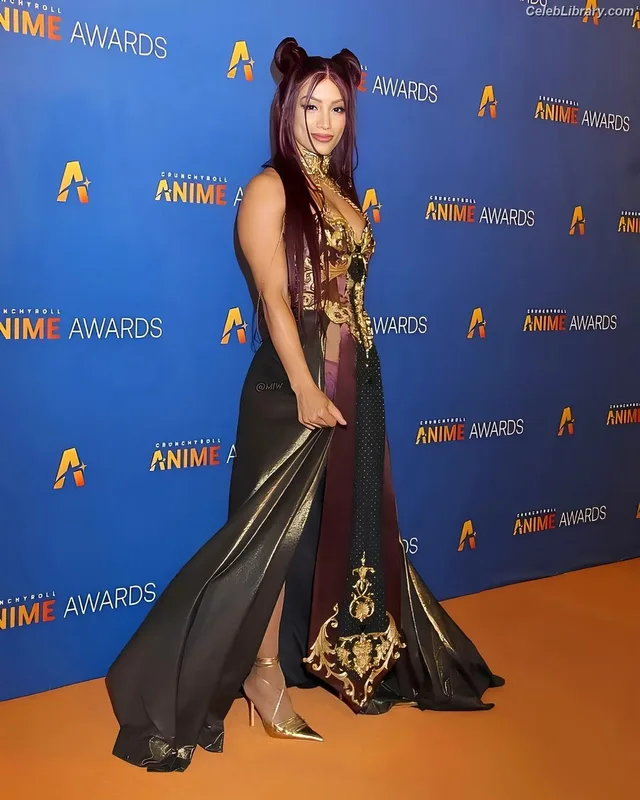 Sasha Banks photo 3 of 776