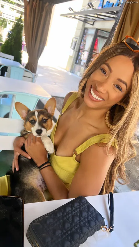 Sasha Banks photo 12 of 776