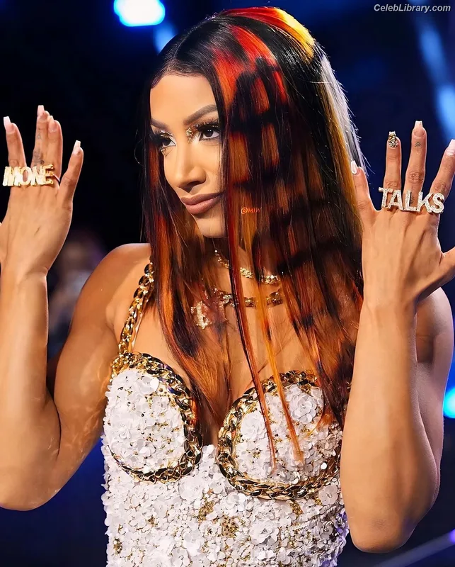 Sasha Banks photo 22 of 776