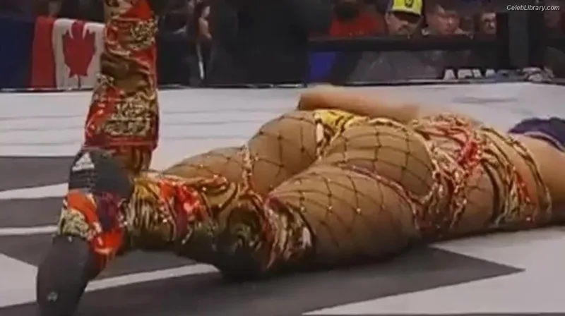 Sasha Banks photo 7 of 776