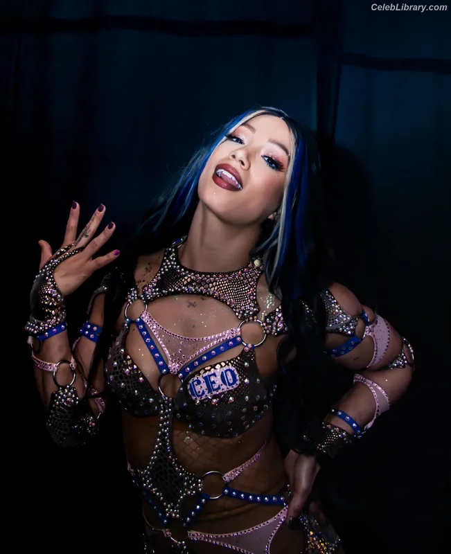 Sasha Banks photo 22 of 776