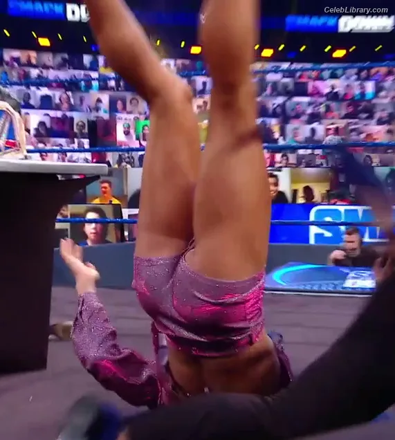 Sasha Banks photo 11 of 776