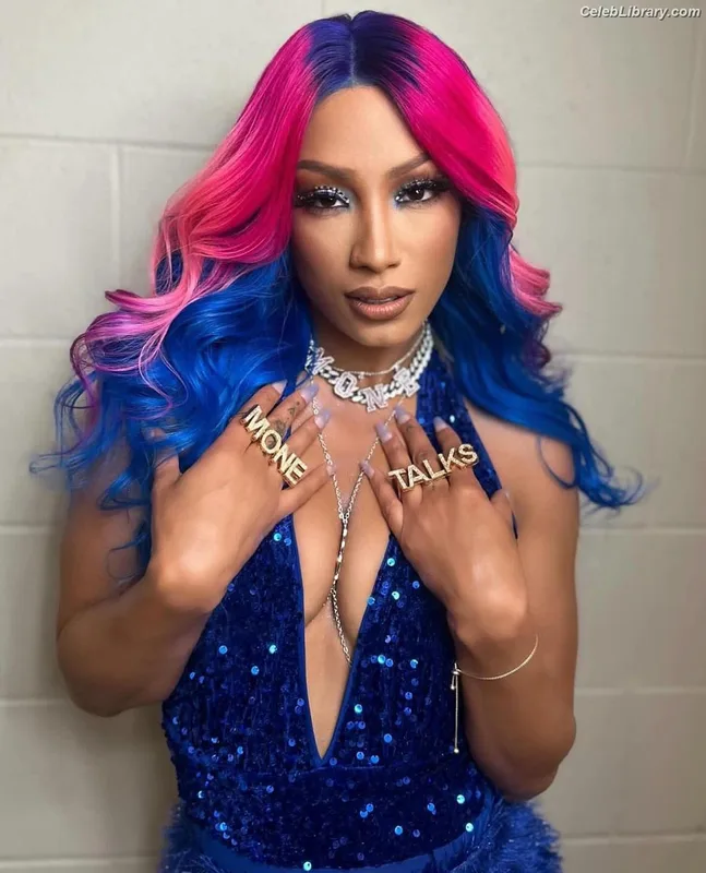 Sasha Banks photo 8 of 776