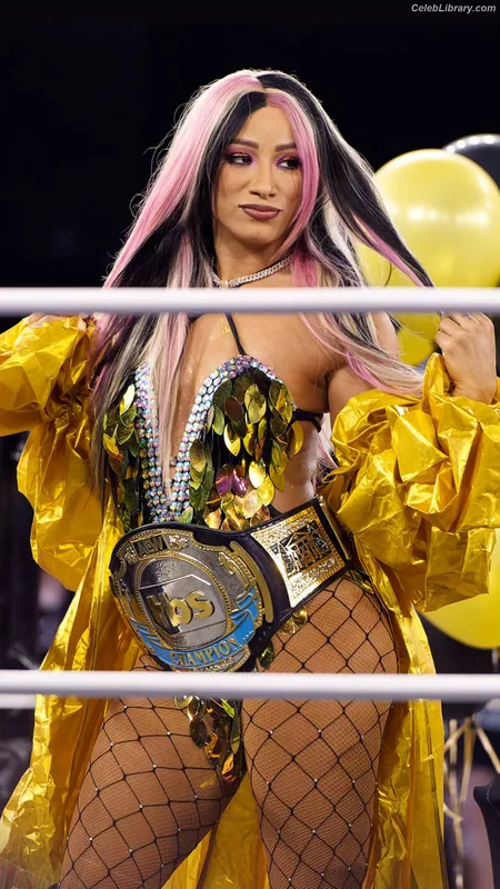 Sasha Banks photo 19 of 776