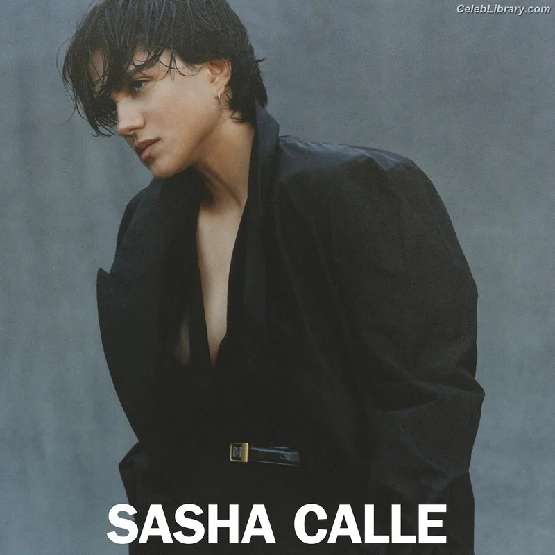 Sasha Calle photo 23 of 289
