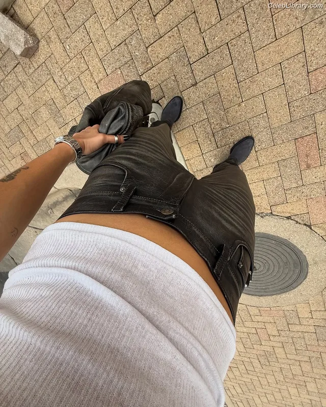 Sasha Calle photo 20 of 289