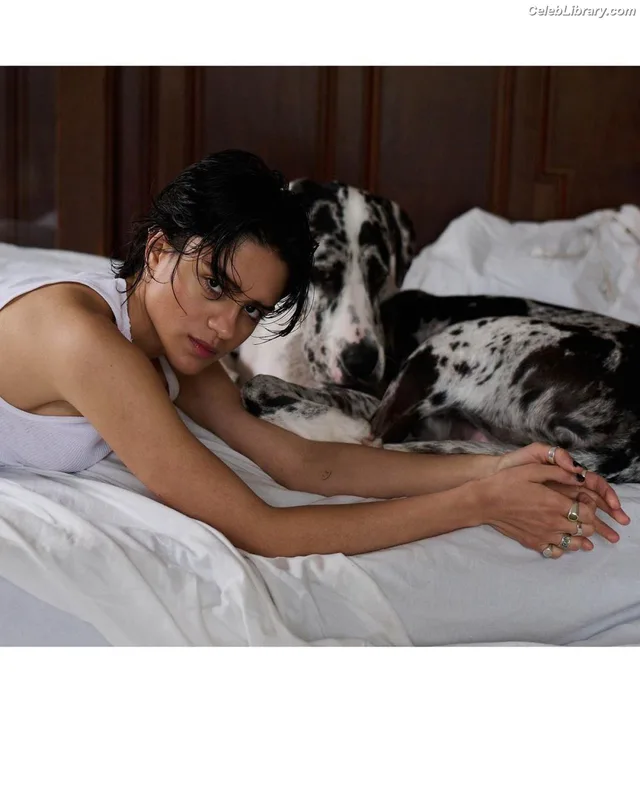 Sasha Calle photo 20 of 289