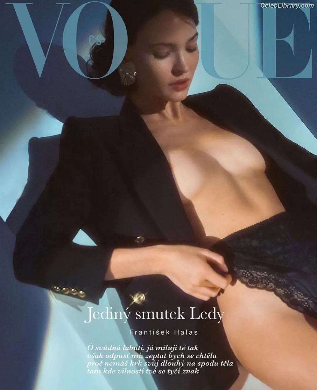 Sasha Luss photo 8 of 40