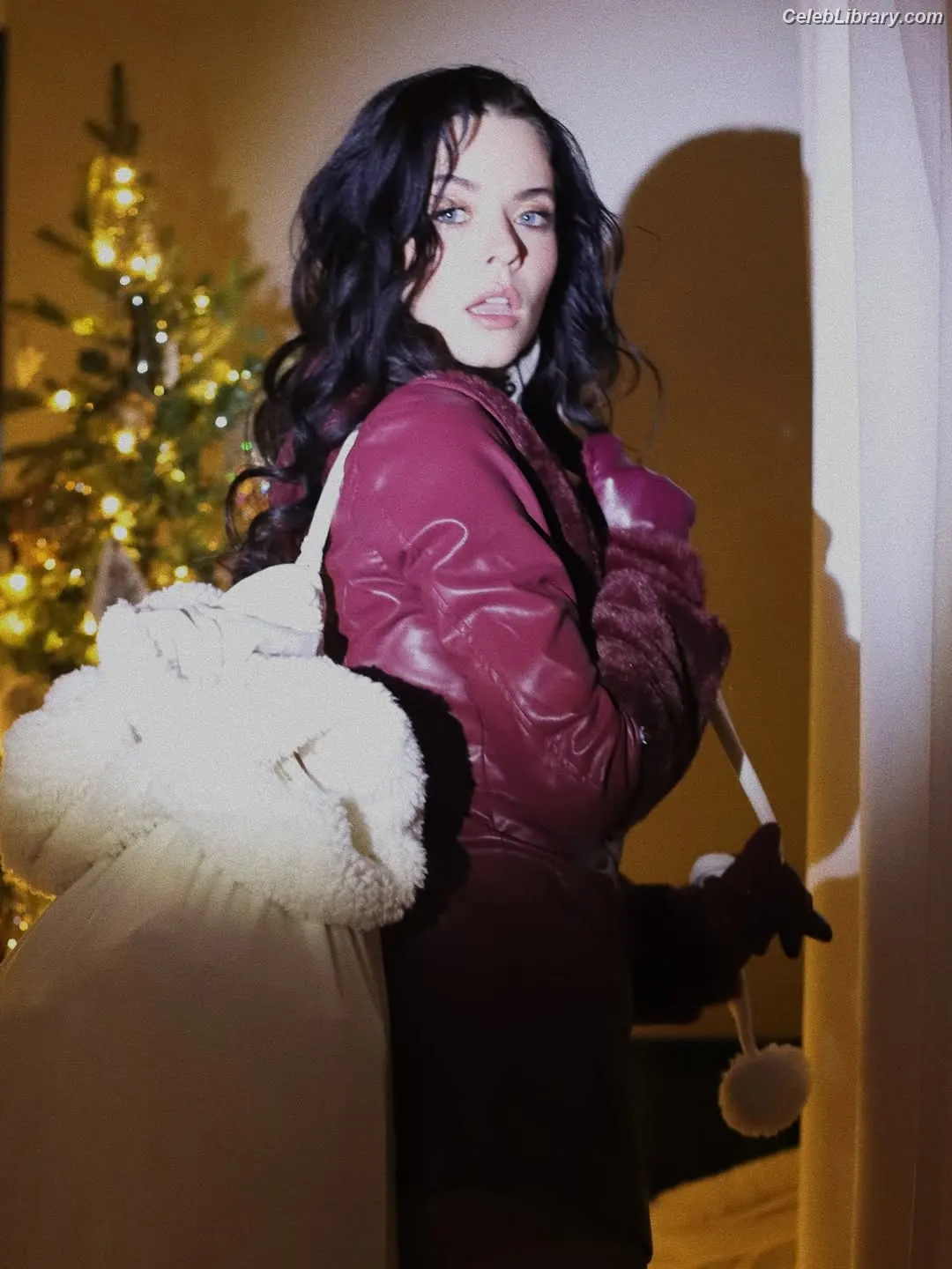 Sasha Pieterse photo 1 of 173