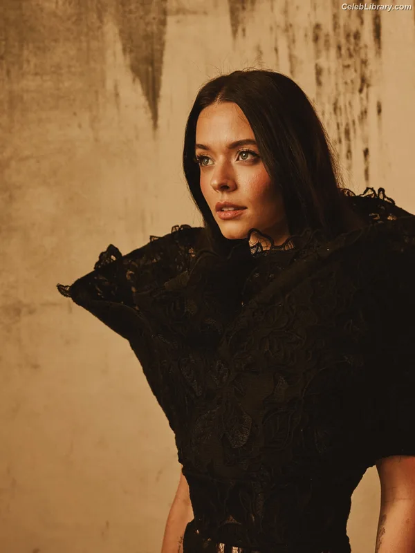 Sasha Pieterse photo 12 of 174
