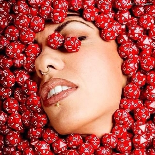 Satine Phoenix photo 11 of 1062