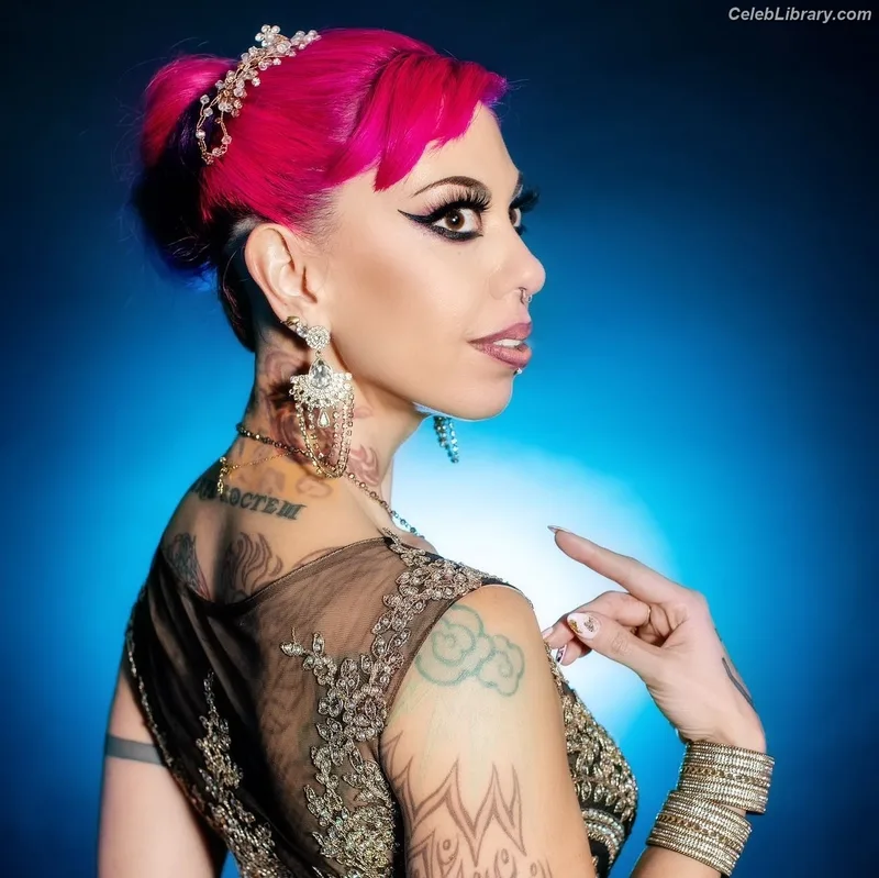 Satine Phoenix photo 6 of 1062