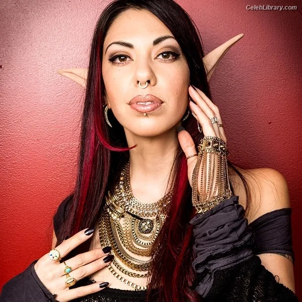 Satine Phoenix photo 3 of 1062