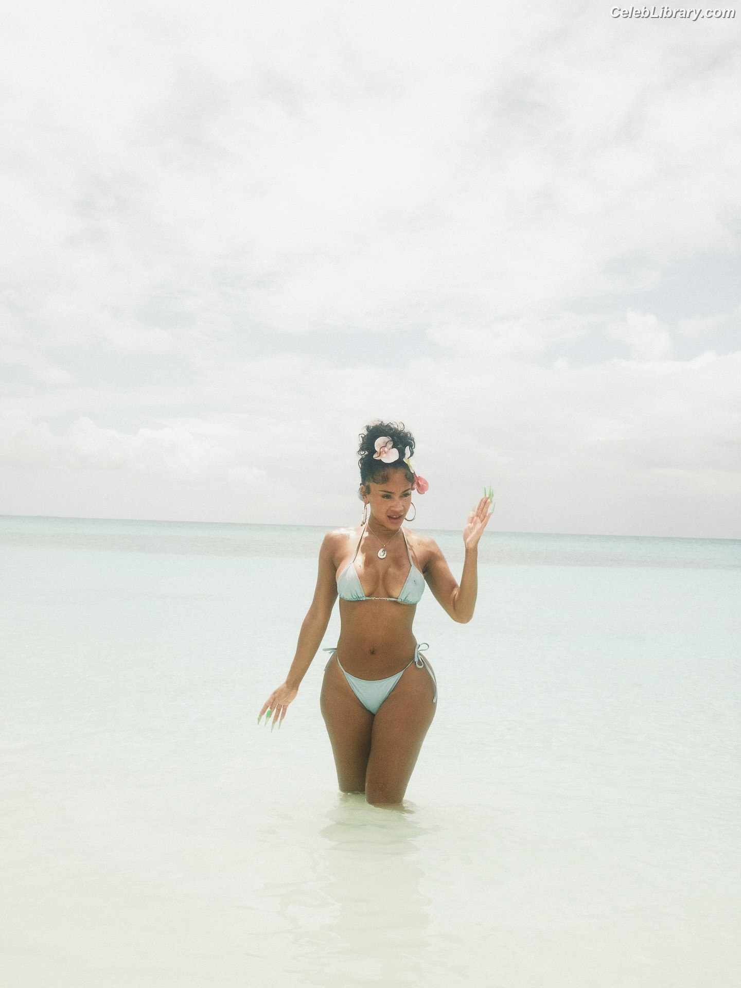 Saweetie photo 11 of 854