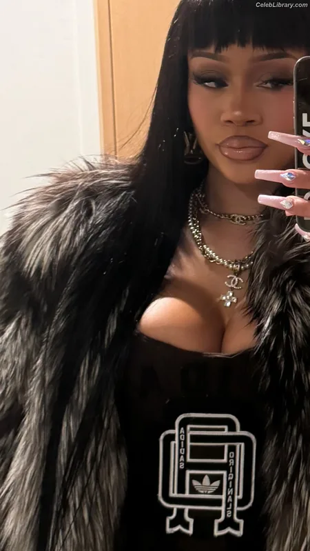 Saweetie photo 1 of 854