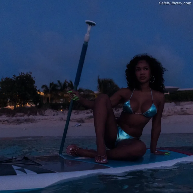 Saweetie photo 17 of 854