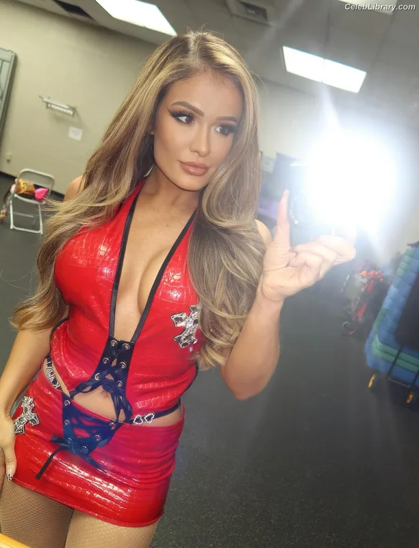 Scarlett Bordeaux photo 15 of 615