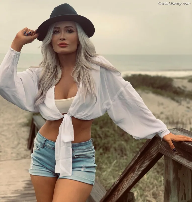 Scarlett Bordeaux photo 10 of 615