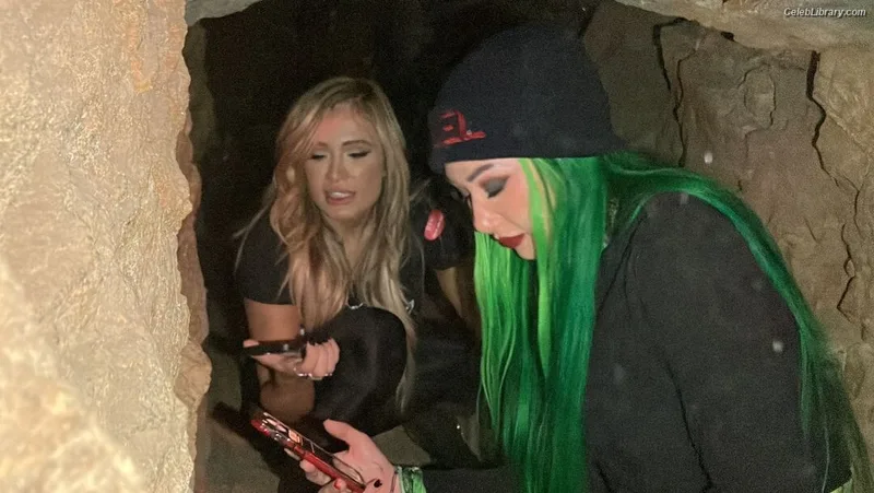Scarlett Bordeaux photo 16 of 615
