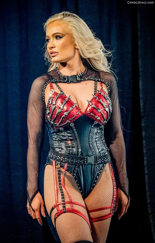 Scarlett Bordeaux photo 16 of 615