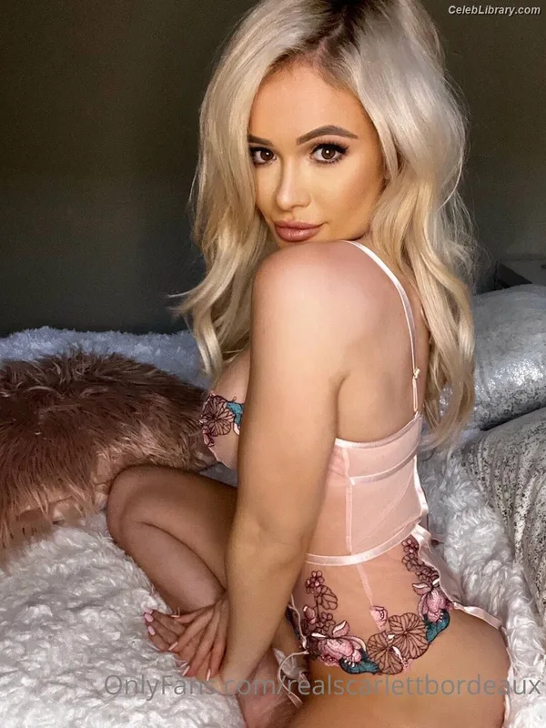Scarlett Bordeaux photo 17 of 615