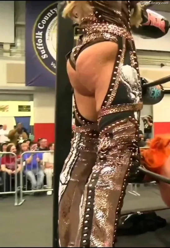 Scarlett Bordeaux photo 15 of 615