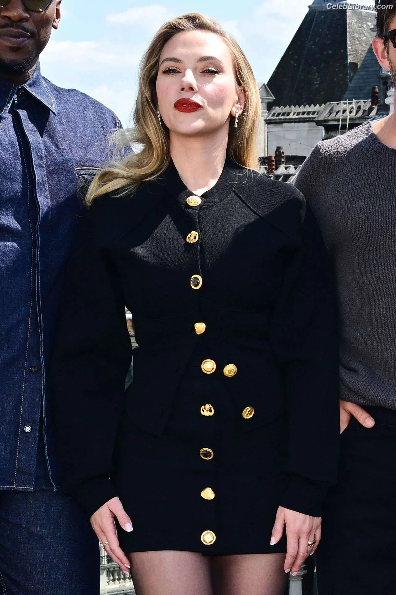 Scarlett Johansson photo 14 of 2619