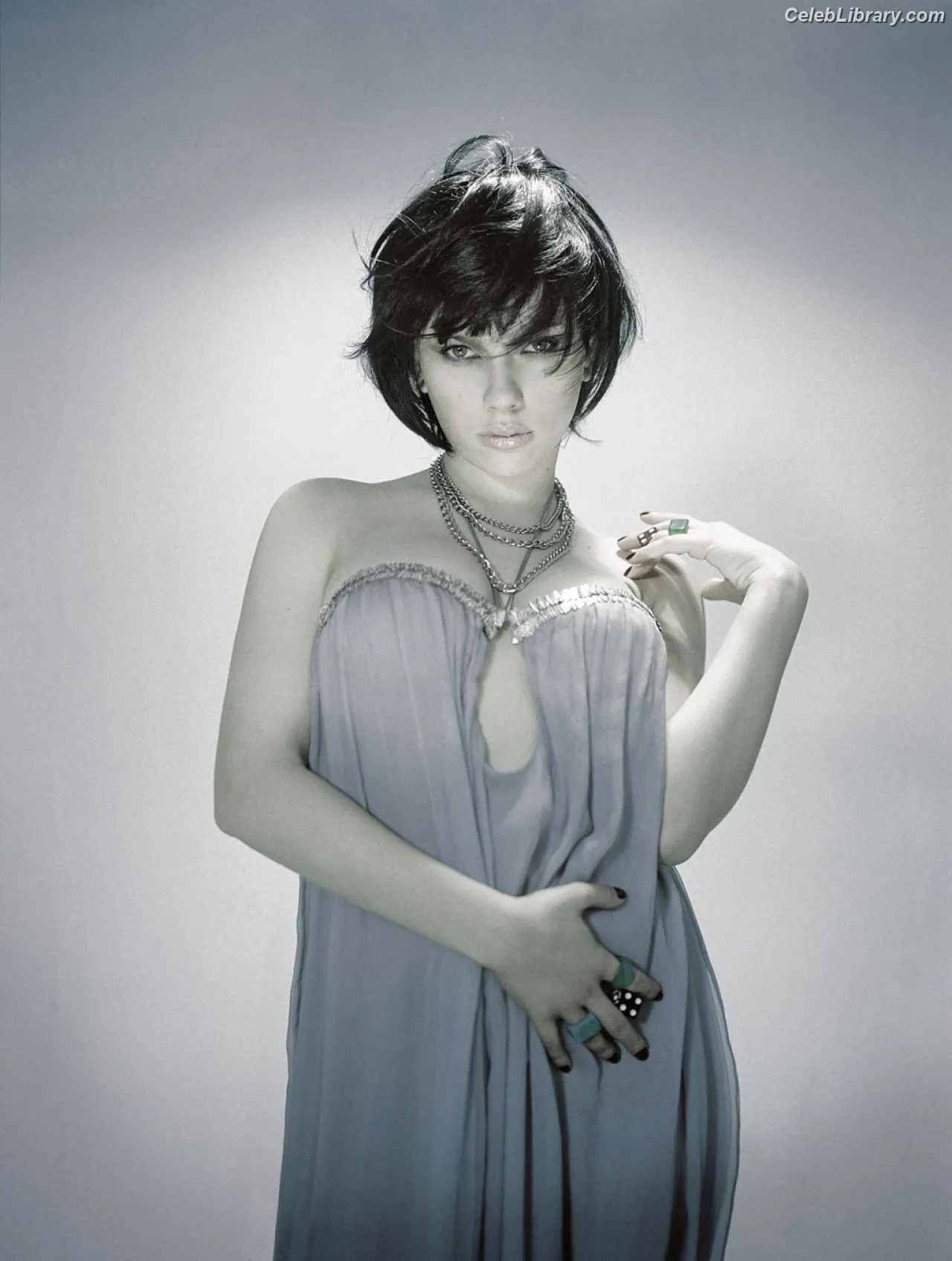 Scarlett Johansson photo 16 of 2619
