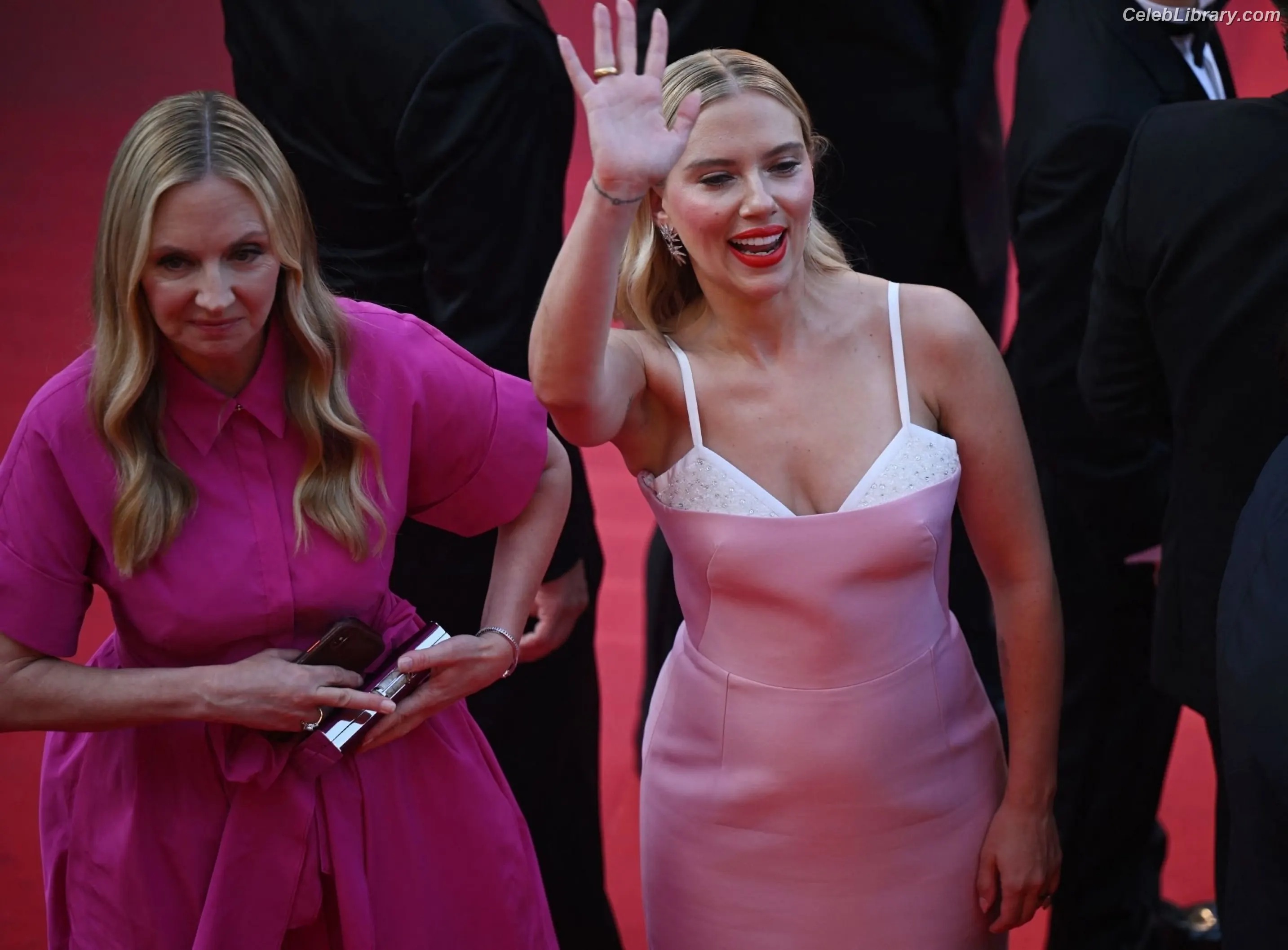 Scarlett Johansson photo 23 of 2619