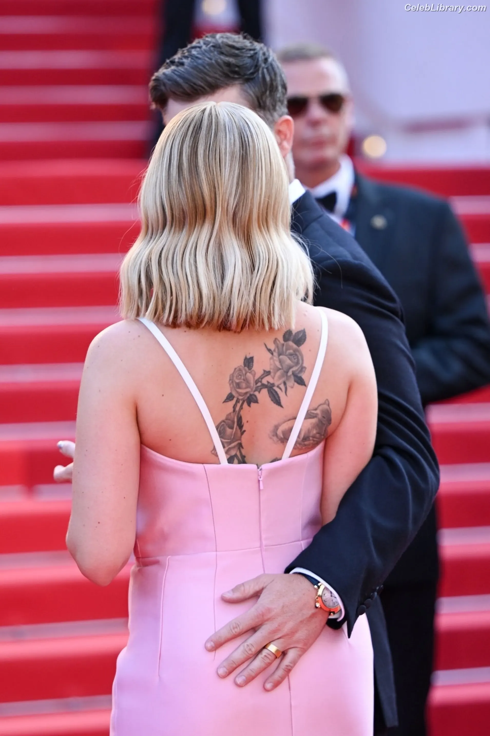 Scarlett Johansson photo 10 of 2619