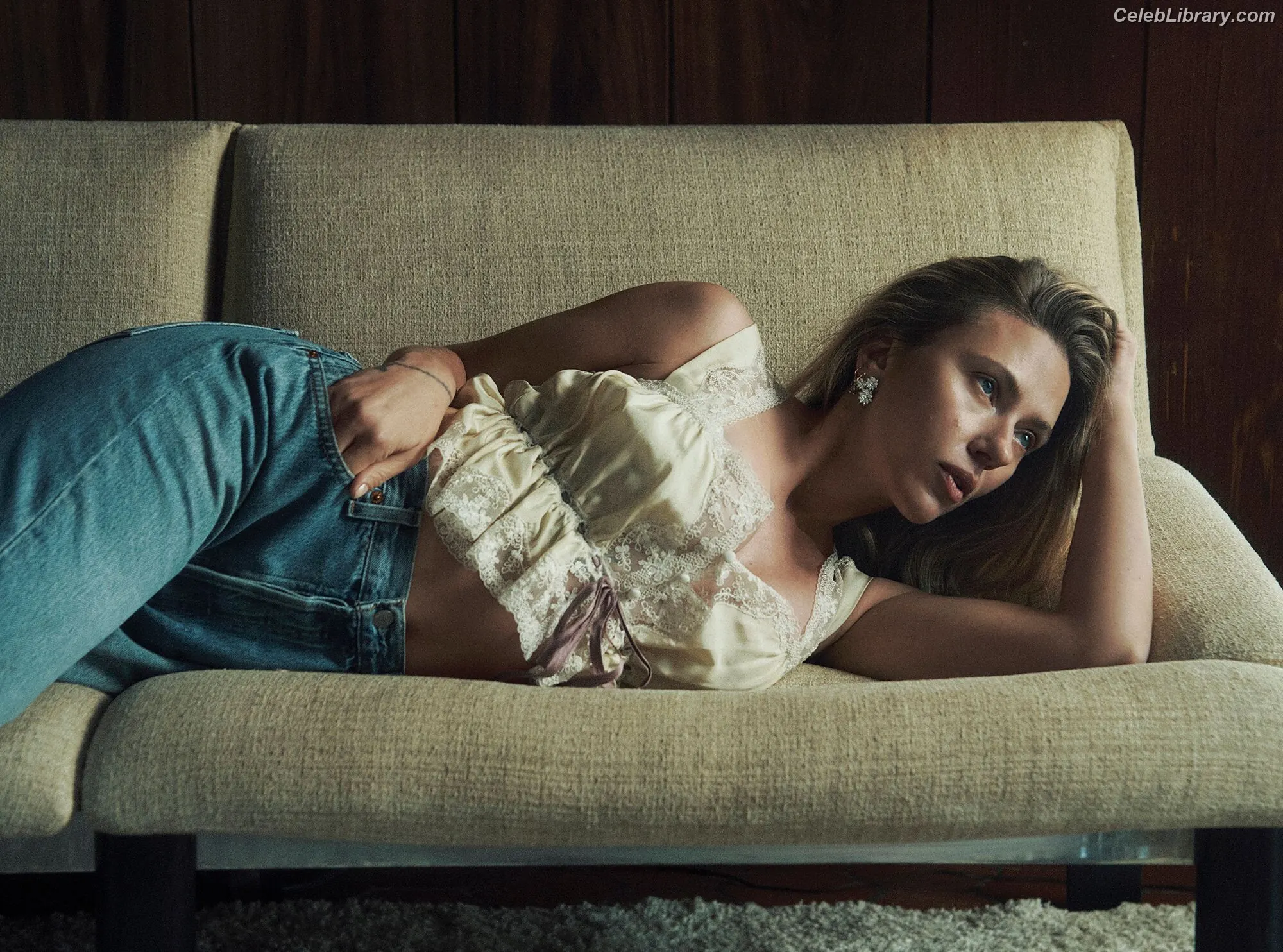 Scarlett Johansson photo 15 of 2619