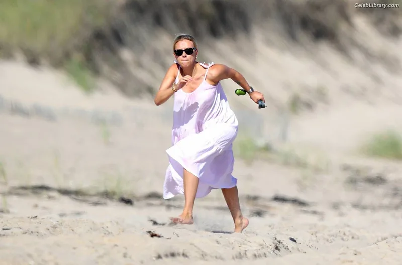 Scarlett Johansson photo 20 of 2617