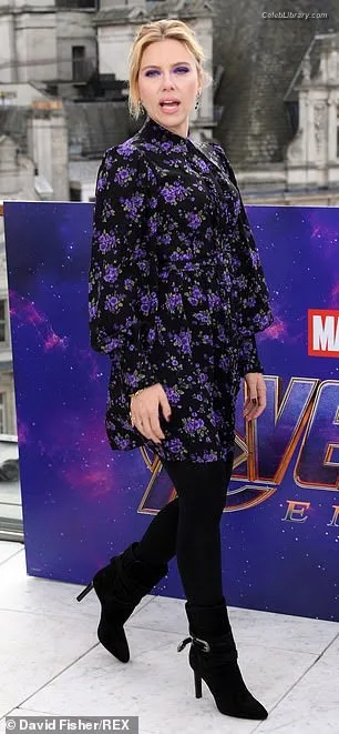 Scarlett Johansson photo 19 of 2617