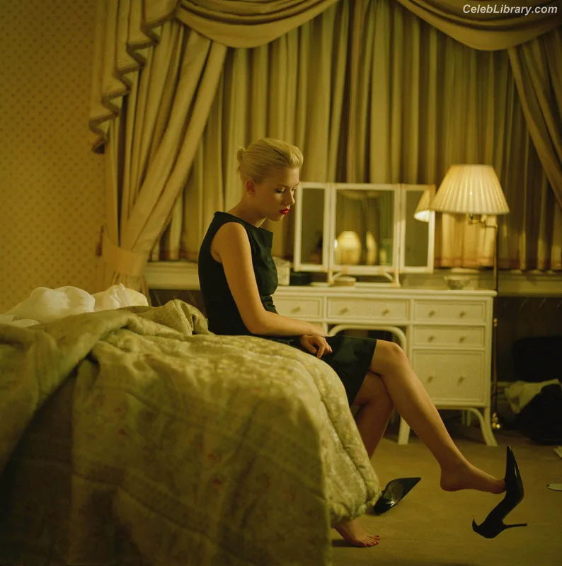 Scarlett Johansson photo 9 of 2617
