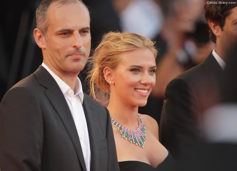 Scarlett Johansson photo 17 of 2617